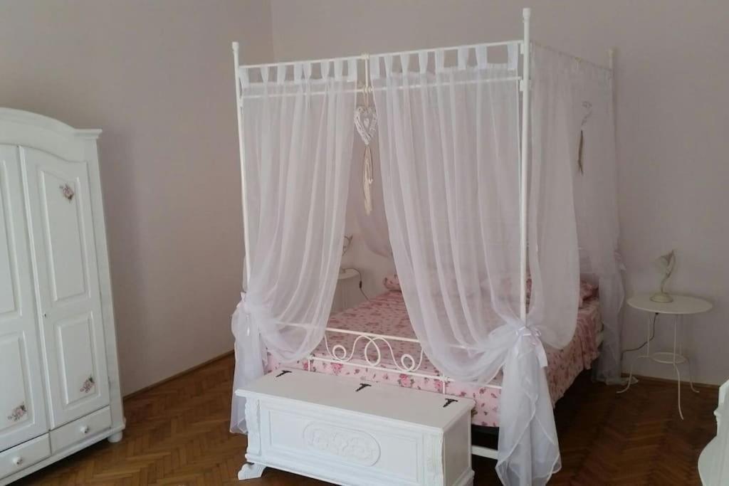 Panorama Appartement Boedapest Buitenkant foto